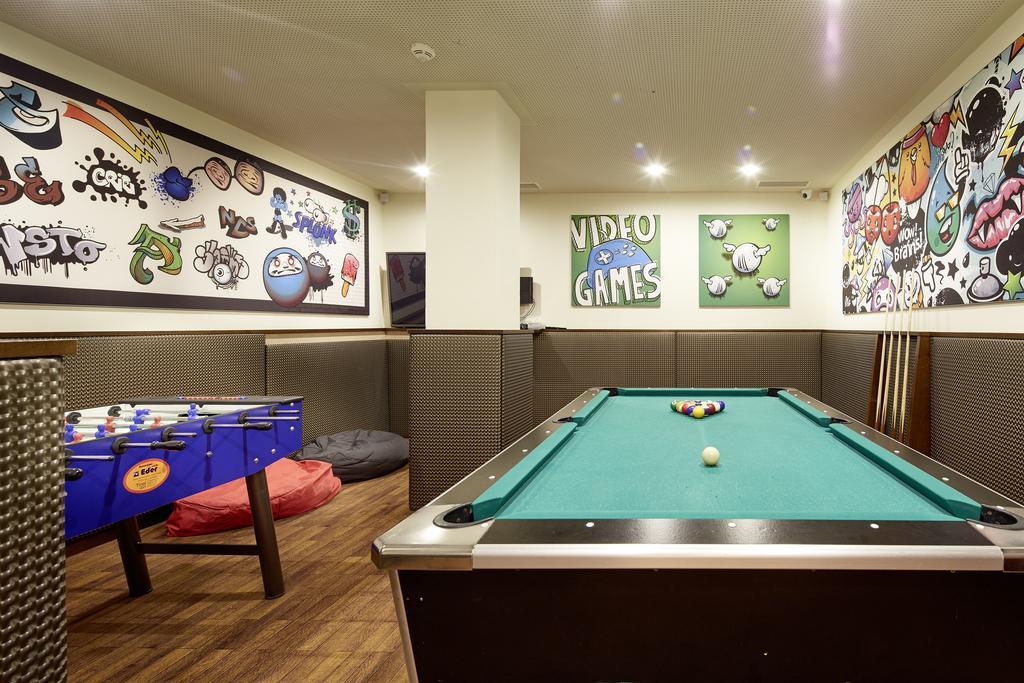 Hotel Alpenhof ทักซ์ ภายนอก รูปภาพ