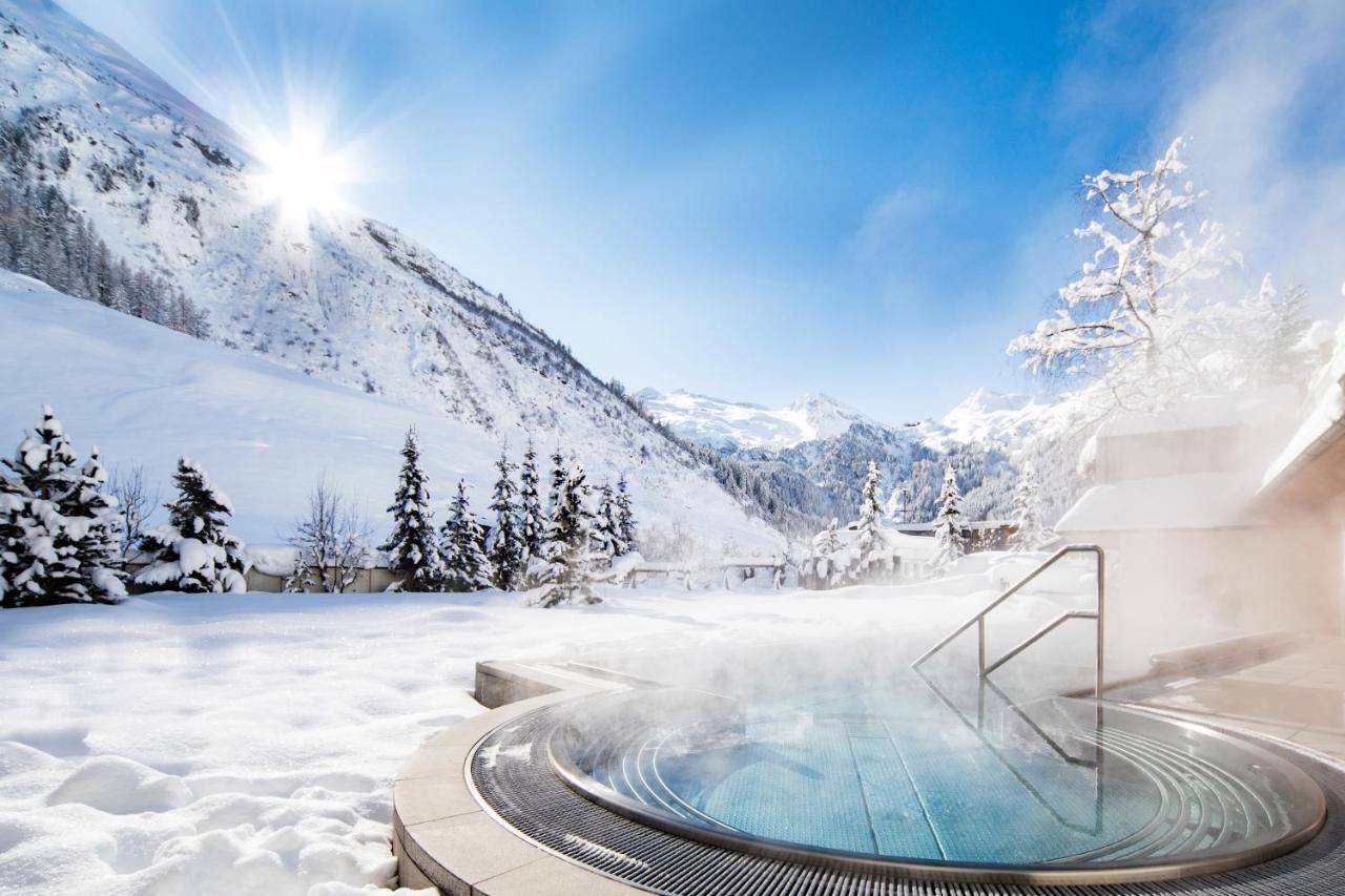 Hotel Alpenhof ทักซ์ ภายนอก รูปภาพ